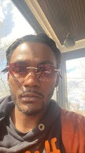 Milo Jenkins's Instagram, Twitter & Facebook