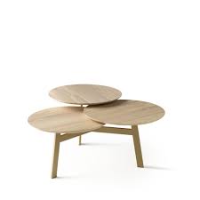 While a very sturdy table for your dinner parties, it is not cumbersome and easily maneuvers around as there are discreet locking wheels built into the base of the legs and. Ninfea Extending Coffee Table By Glassdomain Co Uk