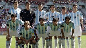 Scaloni confirmó el once para enfrentar a chile (0:30) el entrenador de la selección argentina despejó las dudas y confirmó quiénes jugarán por las eliminatorias. Que Fue De La Generacion De Messi Campeona Sub 20 As Argentina