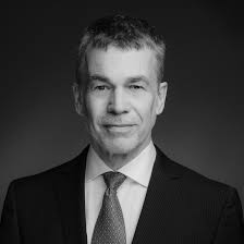 DISTRESSWIRE: Jakob Hess