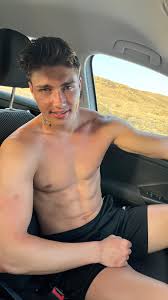 Up for a trip? : r/cuteguys