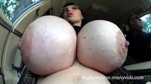 on the road and show huge boobs - XNXX.COM