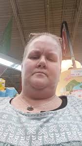 Cat (@catherinebowles15)