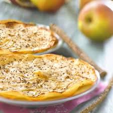 Tarte Aux Feuilles De Brick A La Pomme Recette Recette Recette Recette Tarte Aux Pommes Tarte Aux Pommes