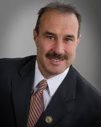 Byron Burdick's Instagram, Twitter & Facebook