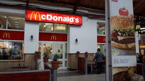Le contenu de cette page n'est pas disponible depuis votre position géographique. Mcdonald S Gara De Nord Photo De Mcdonald S Gara De Nord Bucarest Tripadvisor