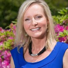 Karen Cabaniss's Instagram, Twitter & Facebook