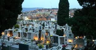 Anna marchesini, solenghi e lopez si commuovono. Trieste Cimitero Di Sant Anna Al Via La Riqualificazione Del Campo Dedicato Ai Bambini Tgfuneral24