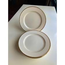 Contemporary Mikasa Fine Ivory "Stanton" Pattern Salad Plates- Set of 4