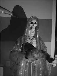 The santa muerte on your alter whether at your home or business will watch over your well being and over your family, this is one of the most powerful protections that exist in the santa muerte she will be at you do not know how to handle this power, it is possible that the job or favor will go against you. Death Is Women S Work Santa Muerte A Folk Saint And Her Female Followers Springerlink