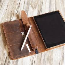 Personalizzato 2019 Ipad 10 2 Ipad Pro 10 5 9 7 12 9 Copertina In Pelle Cover Portfolio Portante Apple Pencil Holder Ipad Cover Portfolio Cover Cover Cove Apple Pencil Holder Ipad Leather Ipad Case Apple Pencil Holder