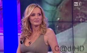 Live streaming, tv online italiane, internet tv, tv gratis su internet. Lorella Landi Le Amiche Del Sabato Rai Uno C D Hd S Blog