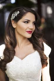 Classic natural wavy wedding hairstyle and straight hair wedding more hairstyles is the easiest bridal hairstyle to make, whether you are looking for wedding hairstyles for long hair, short hair or medium hair, or you want to achieve a half up half down wedding hair, wedding hair down, wedding hair braided, boho wedding hair, and other wedding. 10 Irresistible Bridal Hairstyles For Long Locks The Pink Bride