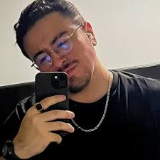 Marisa Tomei dice que ver a #TomHolland y #Zendaya enamorarse fue su parte  favorita de la filmación de la trilogía de #spiderman “Ver a Tom y Zendaya  crecer y verlos enamorarse. Ver