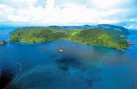 It is believed that some, or all of this treasure, was left there.sir frances drake frequently landed on the island and rumors persist that he cached treasure on cocos.in the official costa rican survey of cocos island in 1895, it was reported that, there are signs of mineral wealth, and gold has been found. Cocos Island Costa Rica S Giant Treasure Chest