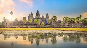 Khu đền chính gồm ba tầng với những ngọn tháp lớn. Ai Má»›i La NgÆ°á»i Thá»±c Sá»± Xay Dá»±ng Ä'á»n Angkor Wat Tri Thá»©c Vn