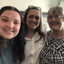 Can anyone refer me to a jeweler for ring resizing?