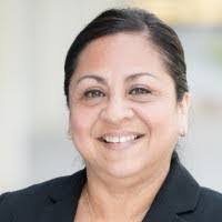 Desirae Hunt's Instagram, Twitter & Facebook