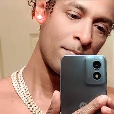 All NEW episode of Ridiculousness today! You know where to find us!