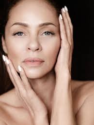 Roberta Whitney (@robertawhitneymodel) • Instagram photos and videos