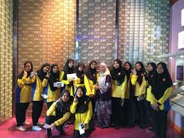 Yayasan terengganu telah melaksanakan program khas tahfiz mandari bermula tahun 2020 bagi sekolah menengah. Guru Kaunseling Nurhaiza Che Mat Ganjaran 2 Imtiyaz 2018 Peratus Kehadiran Terbaik Ting 2