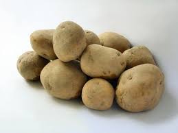 How To Keep Potatoes From Turning Brown When Sliced Ehow Fresh Potato Potatoes Food Saver