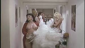 Lyn May Nua em Burlesque < ANCENSORED