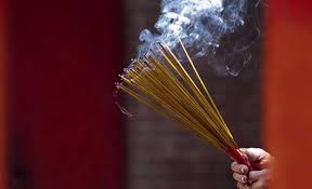 AIAMA refutes report of agarbatti smoke being more harmful than cigarette -  Tech Observer Magazine