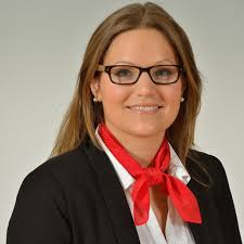 Kirsten Cramer's Instagram, Twitter & Facebook