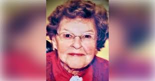 Jeanne Cary's Instagram, Twitter & Facebook