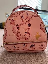 Danielle nicole meeko