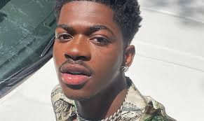The entire video thumbs its nose at heterosexual insecurity, using the same exploitational imagery. Who Did Lil Nas X Kiss Fans Believe It May Be His Boyfriend