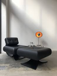 Alta Chair And Ottoman By Oscar Niemeyer Available At Espasso London Brazilian Design Lounge Chairs Living Room Shabby Chic Table And Chairs Furniture Design