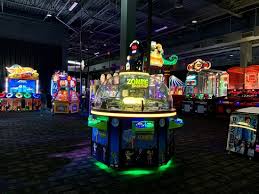 The new mix of fun. Dave Buster S Daly City Restaurant Reviews Phone Number Photos Tripadvisor