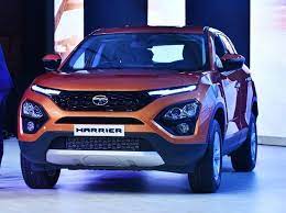 Indian automaker tata motors has raised $425 million through unsecured offshore bonds at a rate of 4.35% to refinance existing debt and meet expenses. Moody S Downgrades Tata Motors With Negative Outlook On Jlr Worries Business Standard News