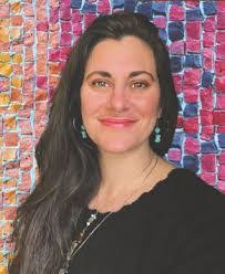 Kris Lott's Instagram, Twitter & Facebook