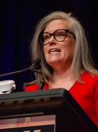 Arizona lawmaker disputes finding Hobbs' inauguration didn't break law