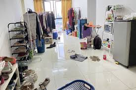 Maybe you would like to learn more about one of these? Penyewa Ramai Tapi Rumah Bersepah Air Melimpah Di Ruang Tamu Peliknya Hanya Seorang Naik Angin Terpaksa Kemas Sendiri 3 Jam Janganlah Muka Cantik Tapi Pengotor Viral Mstar