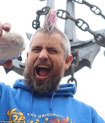 The hottest potato in town: Fans queue for hours for £5 spuds from TikTok  sensation