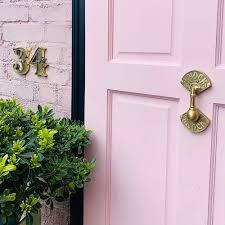 I was clicking my way through the real estate listings today and came across this brick house on the market for $3.29 million. Curb Appeal Ideas For A Stylish Home Exterior Daisies Pie