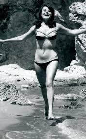 Hülya koçyiğit bikini