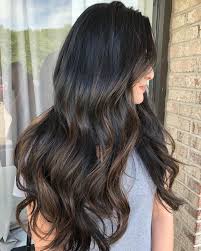 Black And Brown Highlights 50 Dark Brown Hair With Highlights Ideas For 2020 In 2020 With Images Brown Hair With Highlights Brown Hair Colors Dark Brown Hair