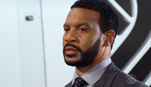 Bold & Beautiful: Hope Discovers Justin Has Thomas Locked in a Cage