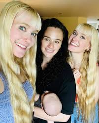 Bestie time this morning! ☕️☕️☕️💜💚💜