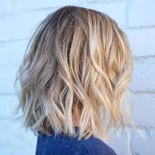 Told myself i'd read more in 2021 so i'm reading dior.easy flat iron waves on short hair. 45 Best Short Wavy Hairstyles For Women 2021 Guide