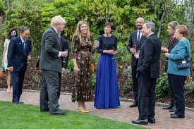 There is a new first lady in town. Fashion Looks Der Style Von Carrie Johnson Gala De