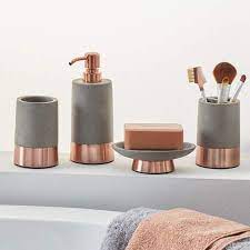 Sinatra silver, contempo spice, zambia copper, elite orb great set to update your bathroom decor care instructions for shower curtain:. Pin On Cuarto Glam