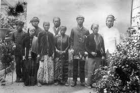 Tapi jawa di sini kasar, bukan jawa halus beliau pun belajar kosa kata baru yang belum pernah beliau dengar sebelumnya. Selain Indonesia Wilayah Di 3 Negara Ini Juga Mengenal Bahasa Jawa Di Mana Saja Ya Semua Halaman Bobo