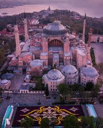4 774 Begenme 279 Yorum Instagram Da Halit Bilen Bildrone Tamami Yerli Uretim 565 000 Laleden Olusan 1 734 M2 Ala Seyahat Tutkusu Hagia Sophia Istanbul