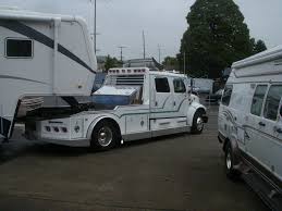 Can i put a 5th wheel hitch in a short bed truck? Improve Your Safety On The Road By Towing With A Larger Rv Truck The Rving Guide